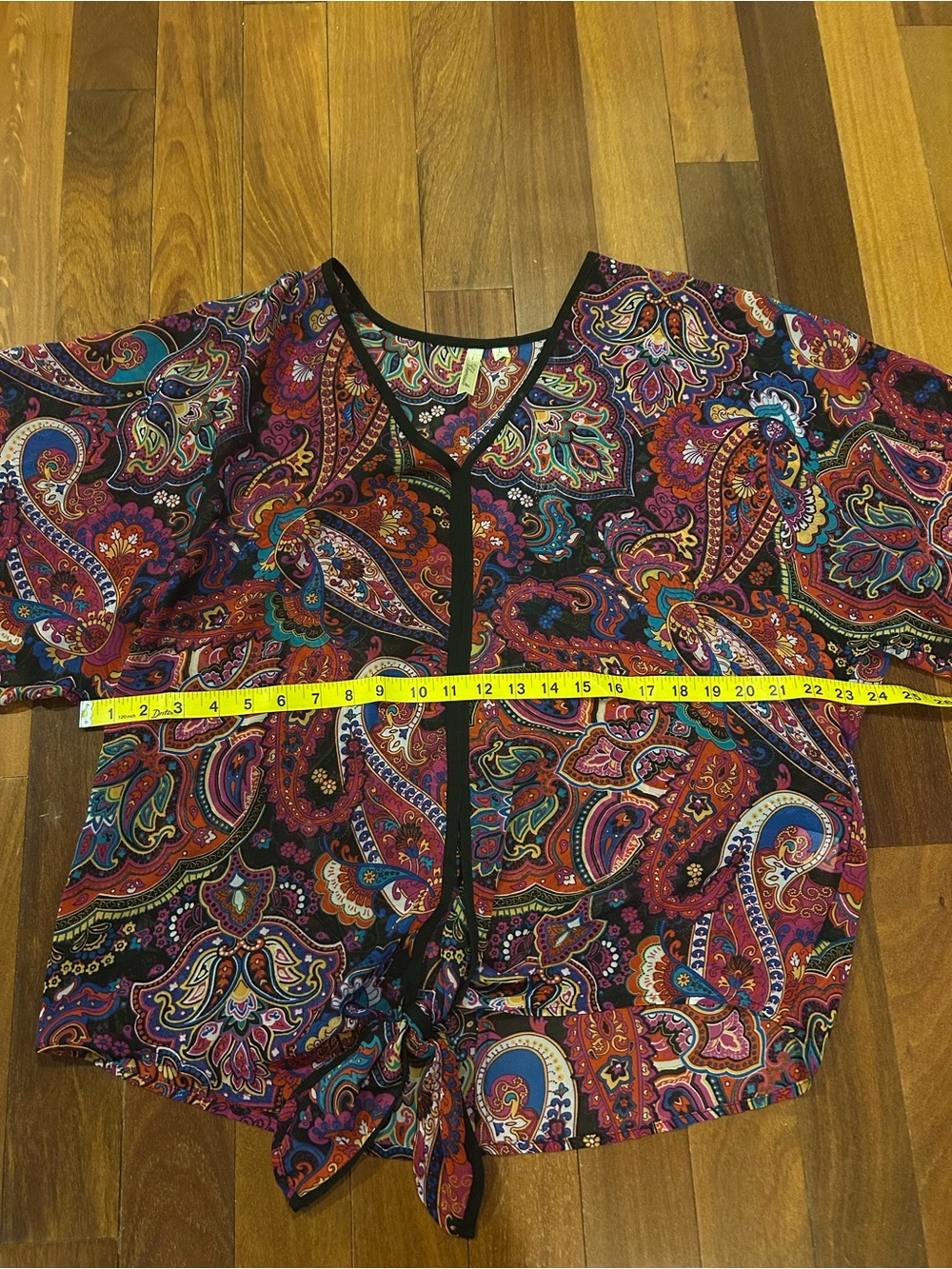 Chenault Multi-Color Paisley Tie-Front Blouse size L - Picture 5 of 7